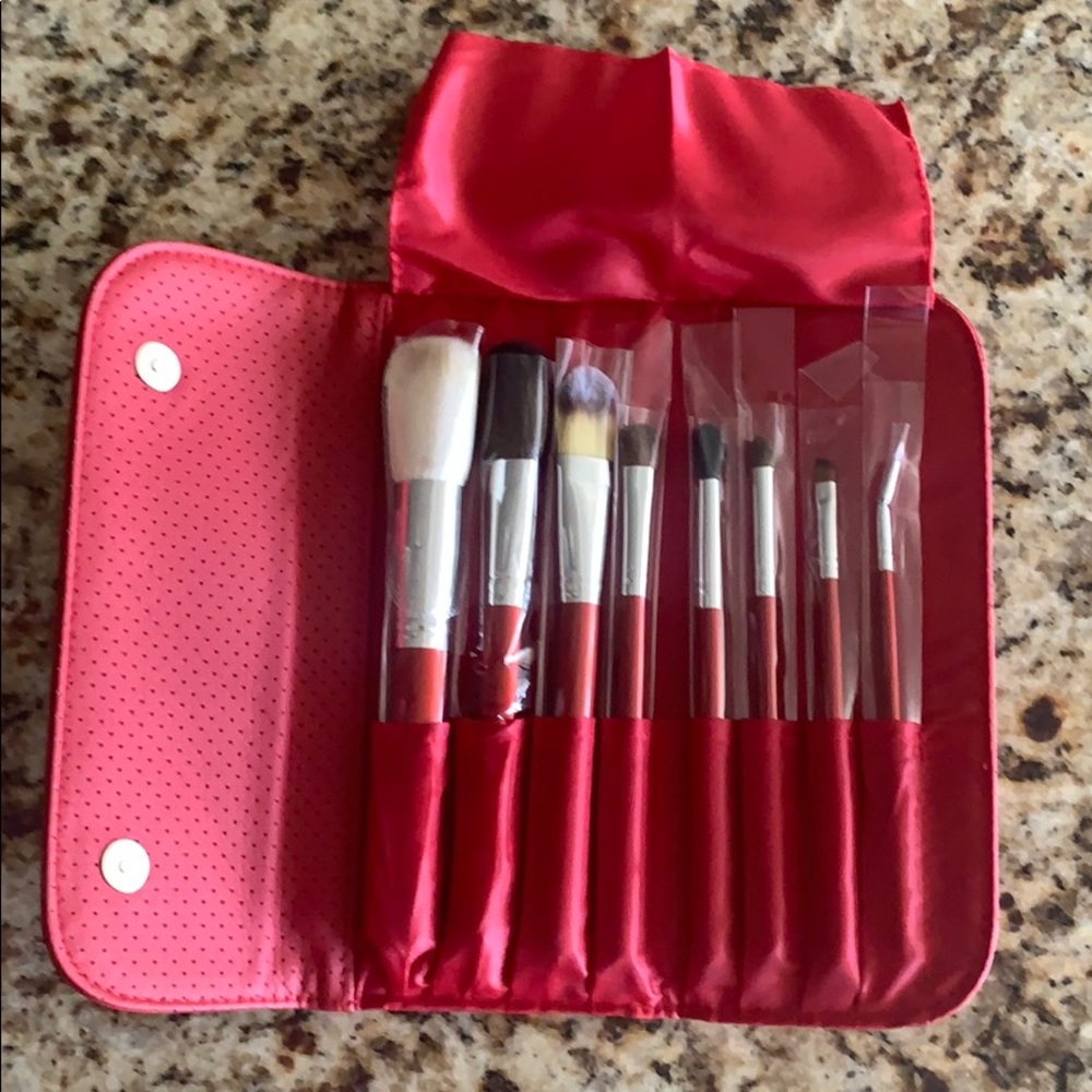 Morphe 8 piece brush set